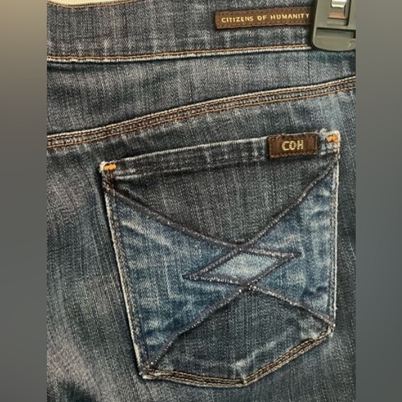 Citizens of Humanity•Ingrid•Wonderland•low waist flare leg jean•Sz 28 - Picture 6 of 7